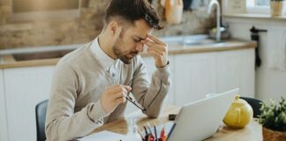 praca zmeczenie stres