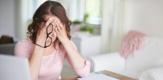 smutek zmeczenie rachunki praca