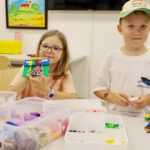 Wakacyjne warsztaty LEGO w raciborskiej bibliotece