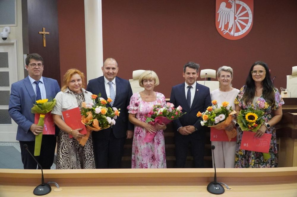 Nowe kadencje dyrektorów i jubileusze w raciborskiej oświacie