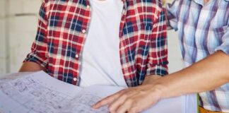 Usługi i budownictwo najbardziej ucierpiały w 2025 roku praca budowa budowlancy