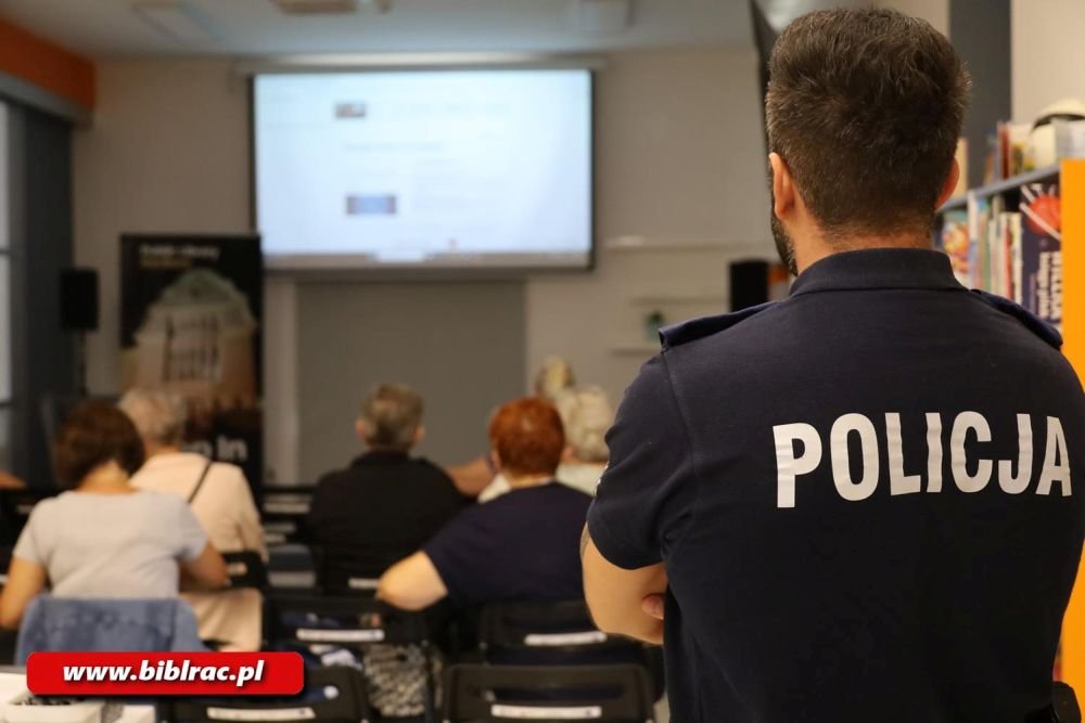 Jak nie dać się okraść w internecie? Webinarium dla raciborskich seniorów