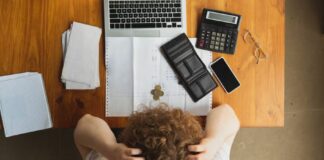 wynagrodzenia pieniadze