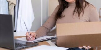 komputer praca sprzedawca internet ecommerce