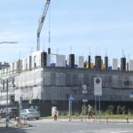 budynek wznoszony w miejscu byłej restauracji Wiedeńska