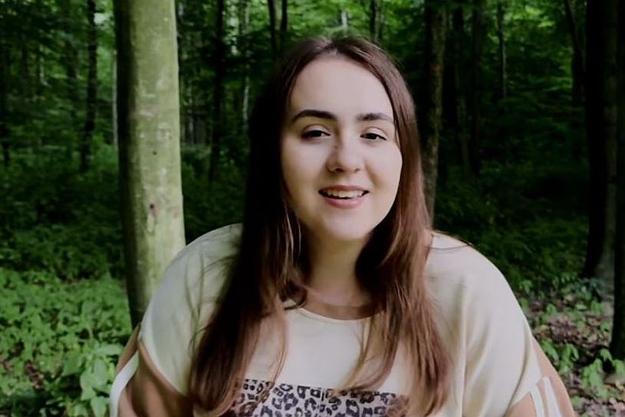 Amelia Lipa – "Sen"