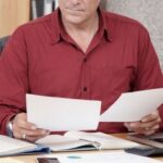 Do 20 maja trzeba rozliczyć składkę zdrowotną. Kogo dotyczy obowiązek? faktury dokumenty praca biuro