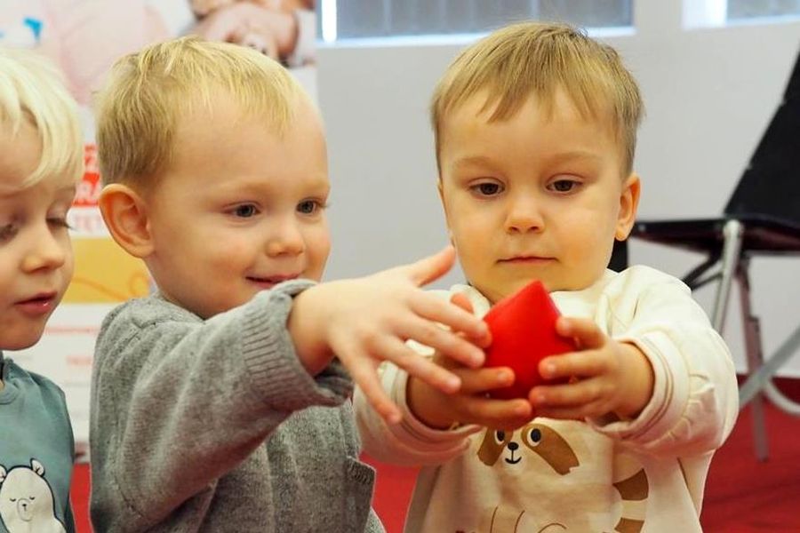 Najmłodsi poznawali tajniki krwiodawstwa w RCKiK w Raciborzu