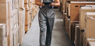 praca magazyn kurier