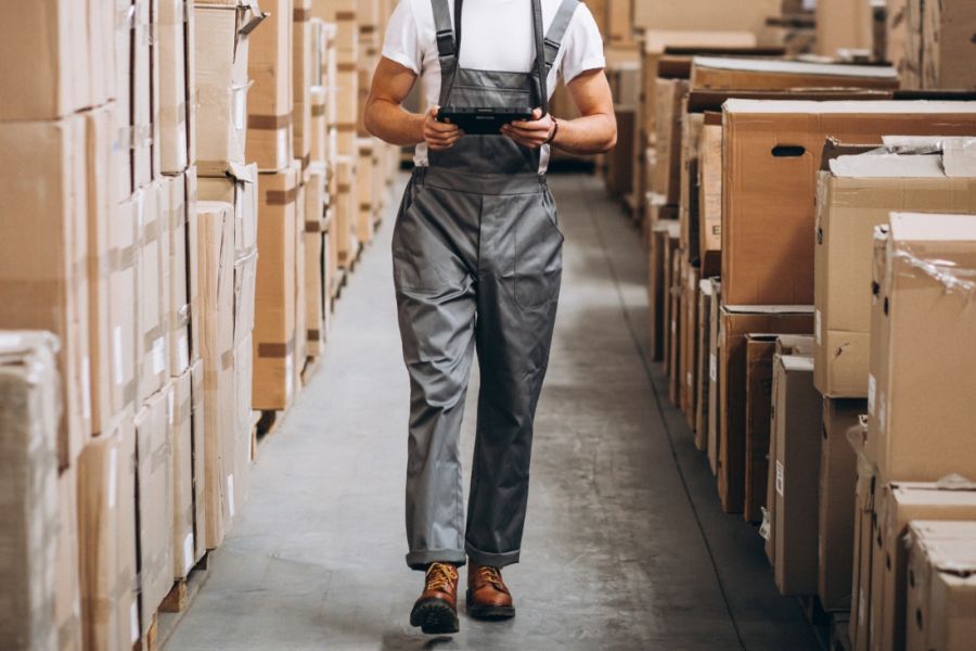 Wynagrodzenia imigrantów z Ukrainy pozostają niższe niż Polaków