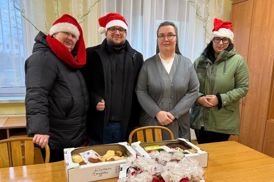 Świąteczna pomoc trafiła do potrzebujących w Raciborzu i Pogrzebieniu