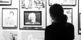 Wernisaż wystawy podopiecznych Magdaleny Franicy w raciborskim Urban Labie