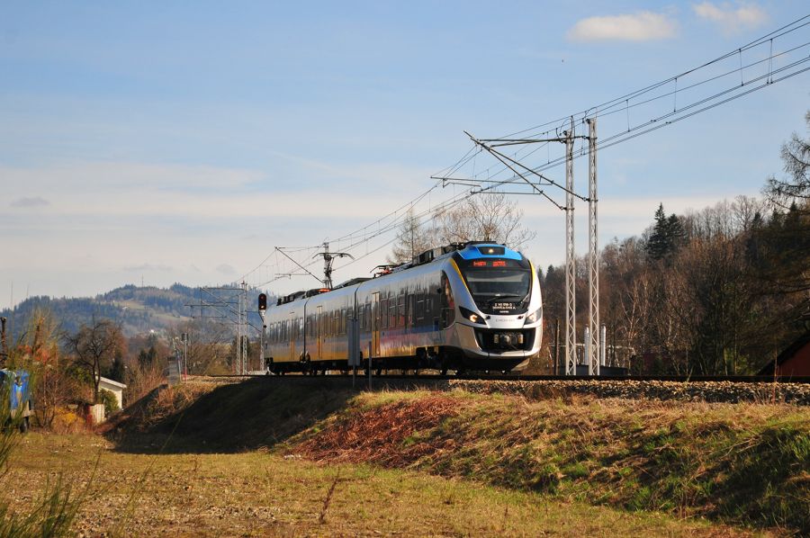 Pociąg „Malinka” do Wisły świętuje pierwsze urodziny polregio malinka