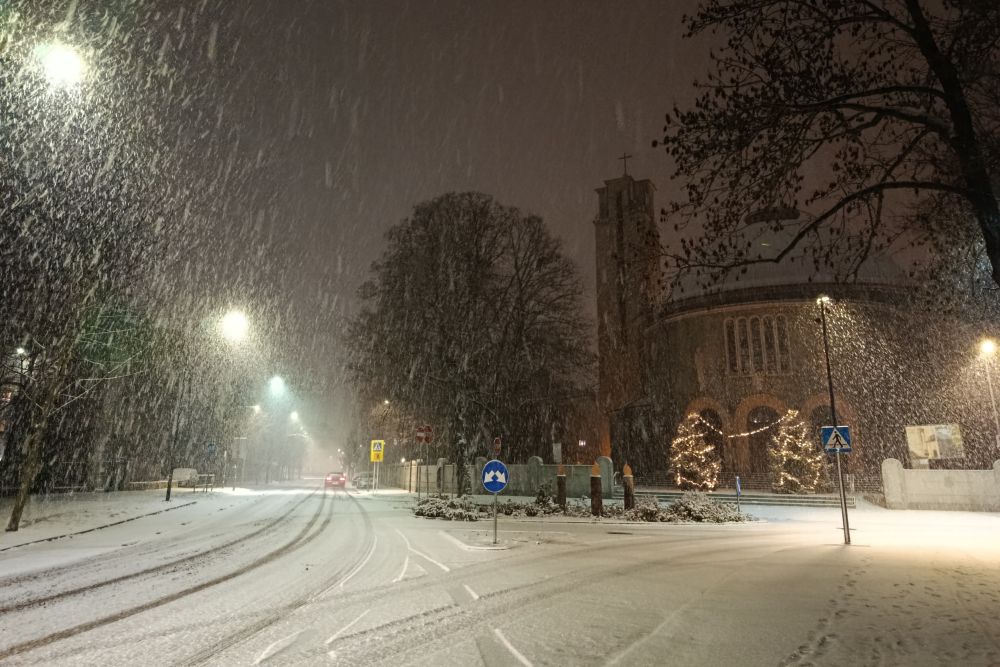 Mrozy, śnieg i… dezinformacja. Co naprawdę mówi nam zima o klimacie? zima raciborz nspj