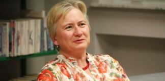 Dzień Kobiet z książką. Spotkanie z Danutą Chlupową w raciborskiej bibliotece