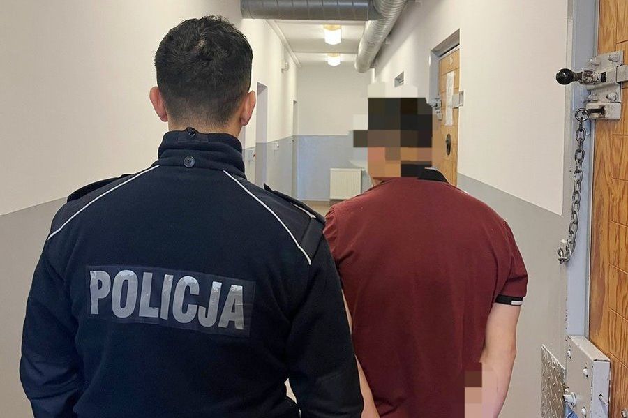 Kradzieże w sklepie w Chałupkach. Dwóch Czechów zatrzymanych przez policję kradziez czesi chalupki