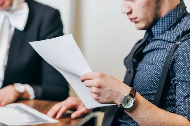 praca biznes kontrola dokumenty