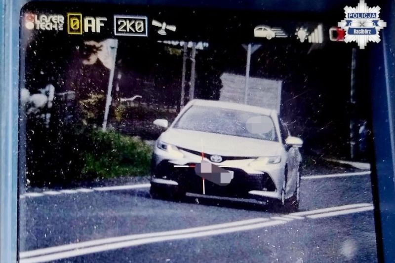 Rażące przekroczenie prędkości w Szymocicach. 2500 zł mandatu i utrata prawa jazdy szymocice przekroczenie predkosci