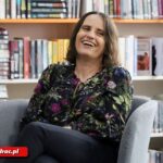 Anną Kańtoch o kulisach pisania kryminałów w bibliotece na Ostrogu
