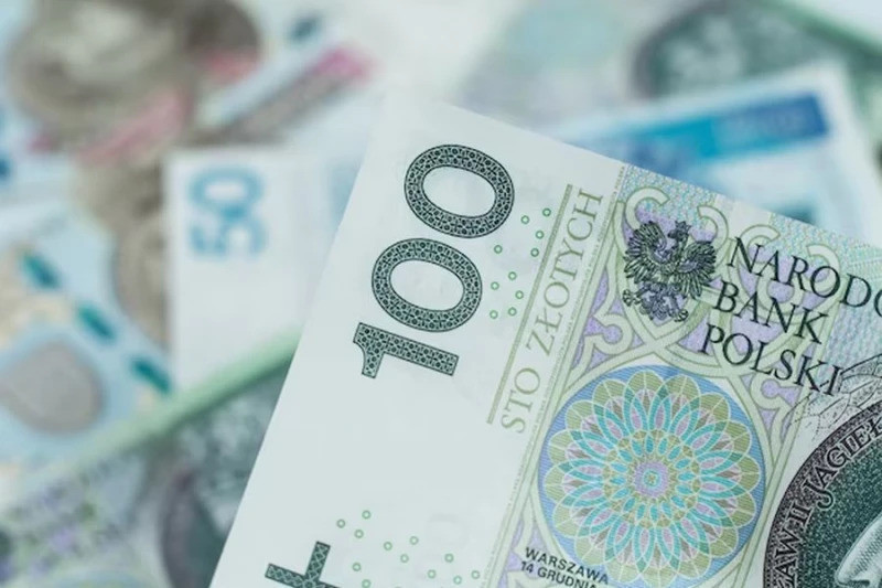 Pracownicy będą mogli swobodniej mówić o swoich zarobkach pieniadze wynagrodzenia