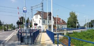 Koniec przechodzenia przez tory. Nowe dojścia do peronów w Olzie Stacja kolejowa Olza