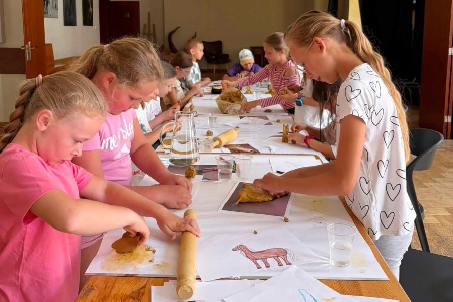 Kreatywny początek wakacji z Raciborskim Centrum Kultury