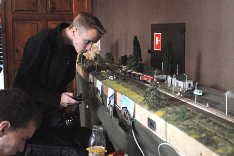wystawa makiet kolejowych wiejski dom kultury czyżowice polska makieta modułowa h0